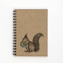 Laden Sie das Bild in den Galerie-Viewer, Ringbuch „Eichhörnchen Welt“